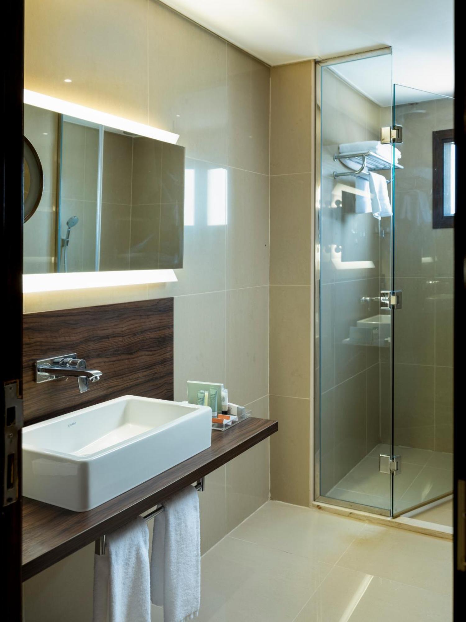 Retaj Inn Al Wakrah 部屋 写真